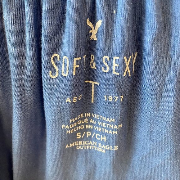 American Eagle Soft + Sexy Off the Shoulder Top - Picture 3 of 3